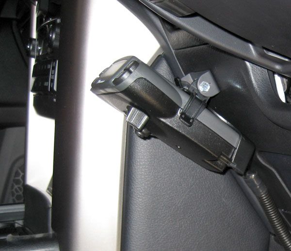 Fitting Electric Brake Controller Toyota Prado How To's, Technical